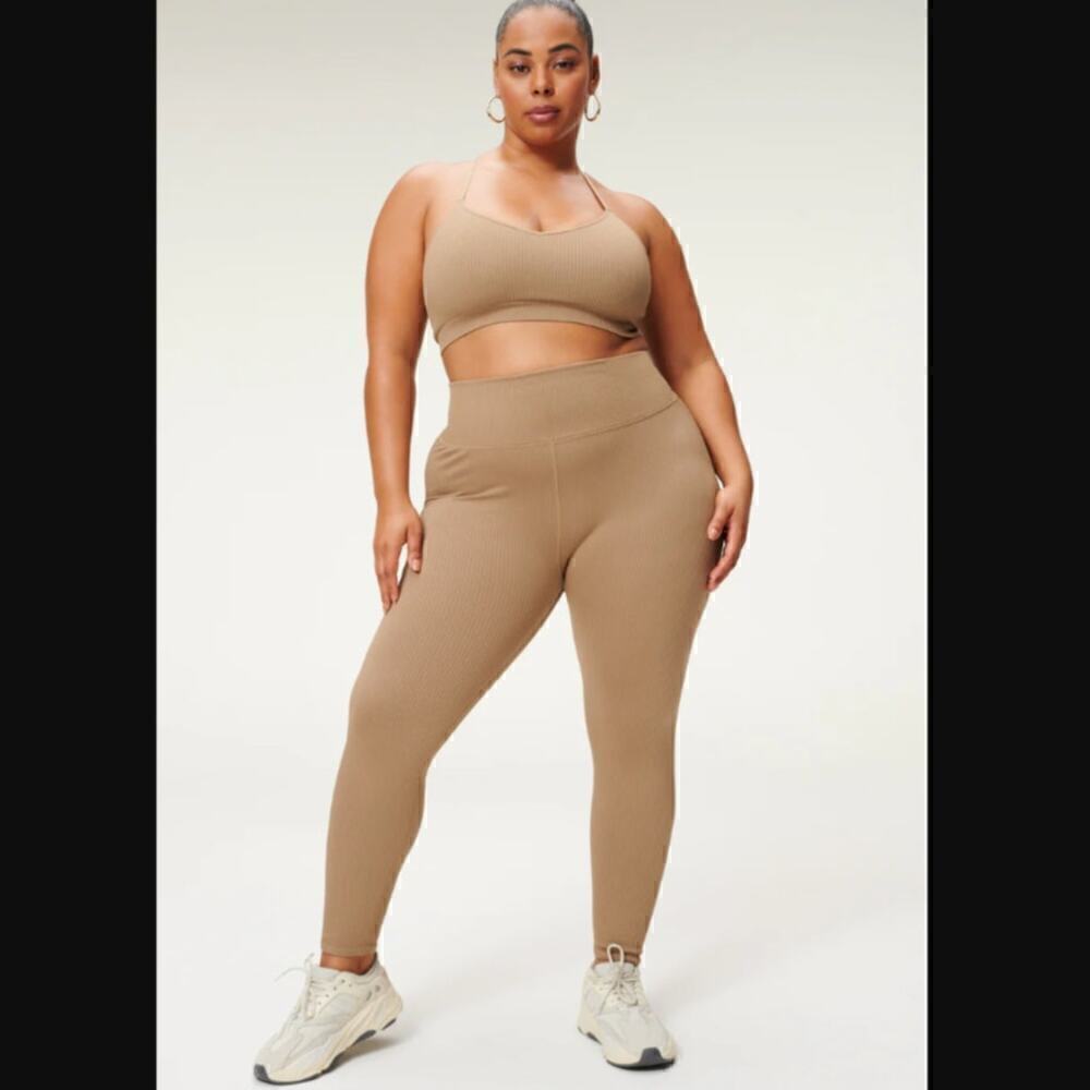 Good American Seamless Ribbed Legging